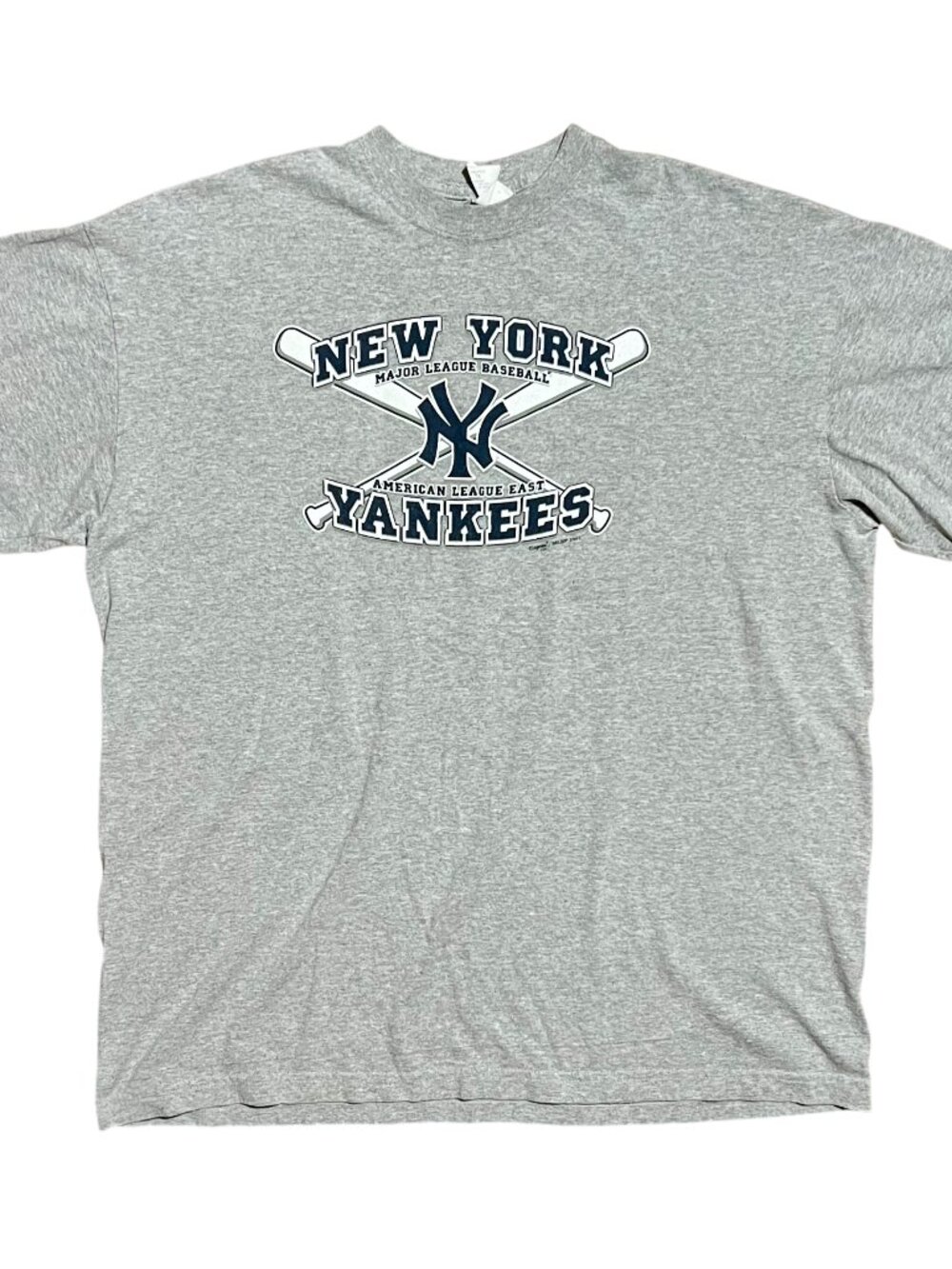New York Yankees 2001 Majestic MLB Y2K Vintage Graphic T-Shirt, Men's XL